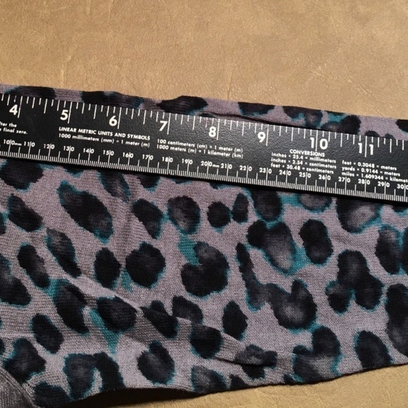 New York & Company NWT Spring Summer Cardigan, Turquoise/Black LEOPARD, XL - Picture 6 of 8